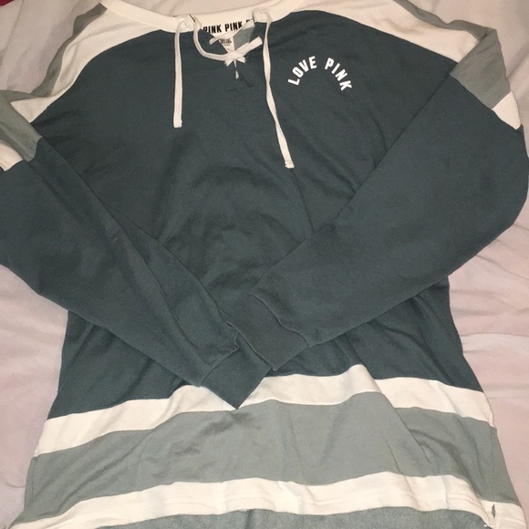 PINK Victoria's Secret Sweaters - VS PINK OVERSIZED SWEATER